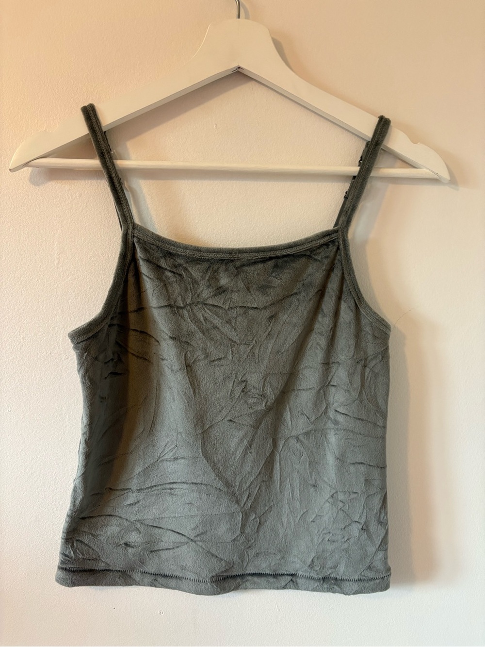 SKIMS Velour Cami Tank in Smoke Grey M